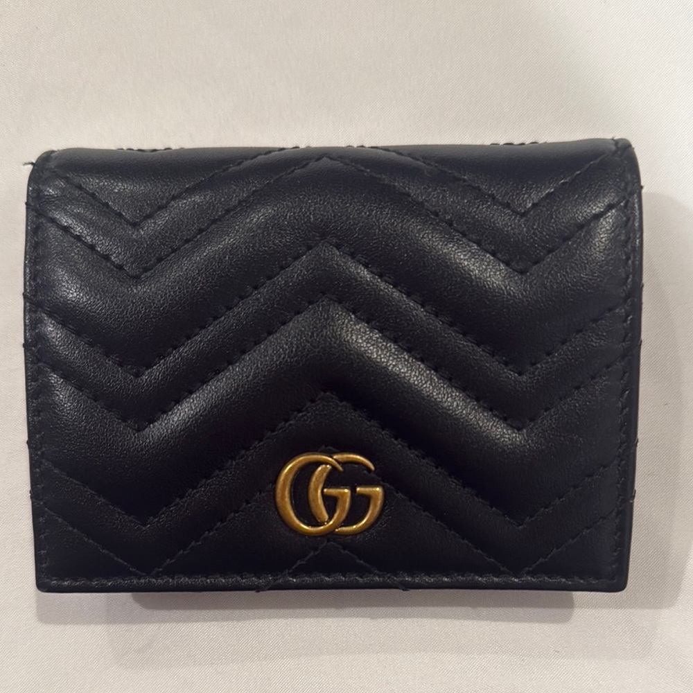 AUTHENTIC Gucci GG Marmont card case wallet